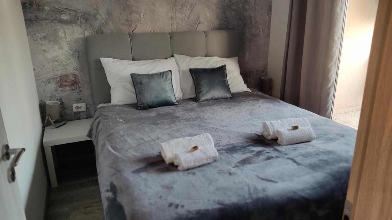 Toto Apartments Задар Екстериор снимка